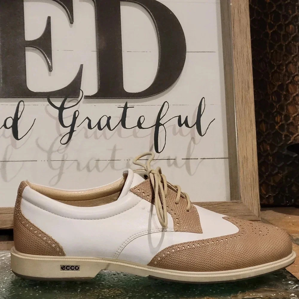 Ecco Womens Hydromax Hybrid III Tan/White Athletic Golf Shoe US 8/8.5